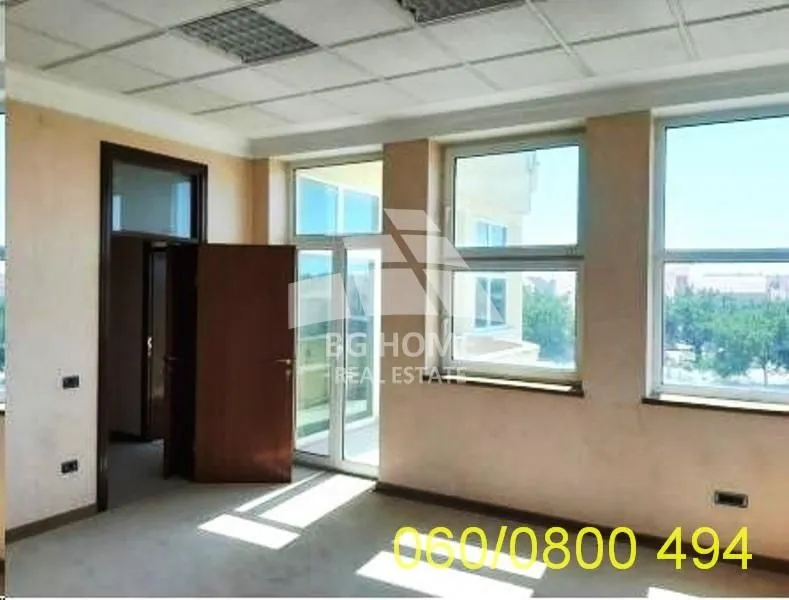 Rent, office space, 936m², Borča 1, Borča Sve Podlokacije