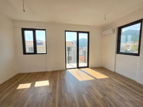 Prodaja, jednosoban stan, 36m², Budva, Crna Gora - image 16