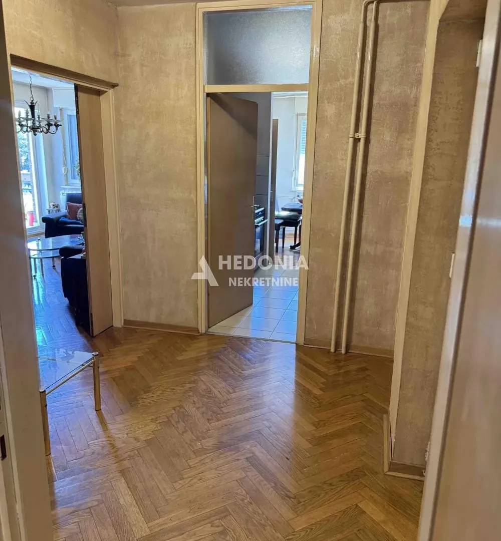 Sale, four bedroom apartment, 101m², Čukarica, Beograd