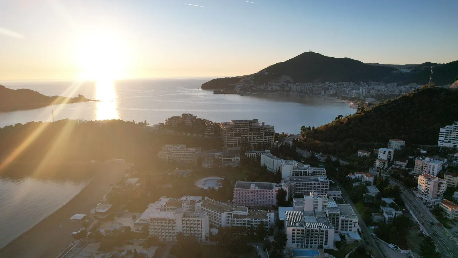 Sale, land lot, 2400m², Bečići, Budva