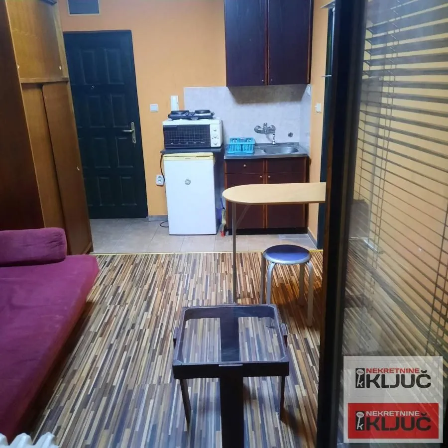 Rent, studio apartment, 20m², Centar, Novi Sad