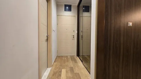 Izdavanje, jednosoban stan, 52m², Kod Capital Plaze, Podgorica - image 11