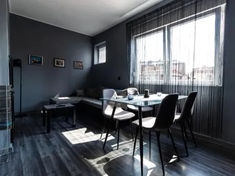 Izdavanje, trosoban stan, 65m², Hala Pionir, Palilula Sve Podlokacije - image 4