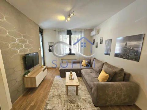 Izdavanje, dvosoban stan, 44m², Socijalno, Novi Sad Sve Podlokacije - image 2