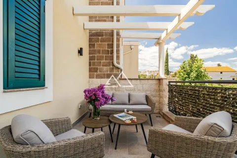 Prodaja, jednosoban stan, 71m², Luštica Bay, Tivat - image 3
