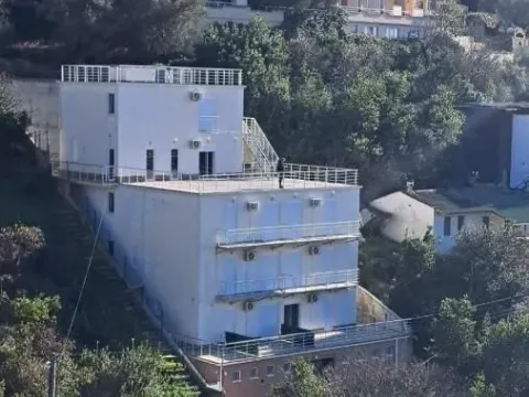 Prodaja, garsonjera, 61m², Ulcinj, Crna Gora - image 11