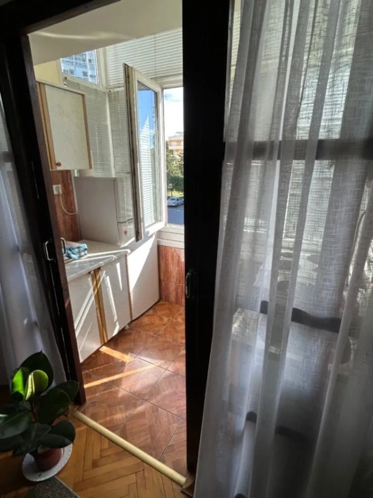 Izdavanje, dvosoban stan, 55m², Preko Morače, Podgorica