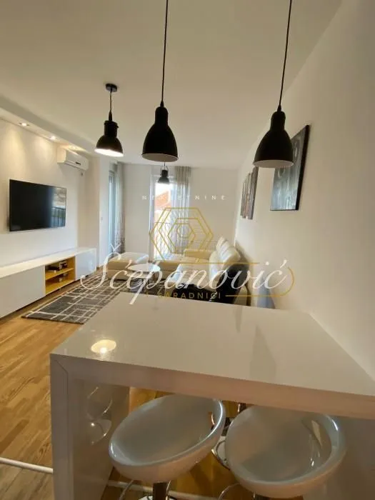 Prodaja, dvosoban stan, 44m², Nova Detelinara, Novi Sad Sve Podlokacije