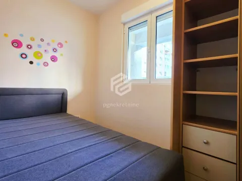 Rent, two bedroom apartment, 43m², Stari Aerodrom, Podgorica - image 8