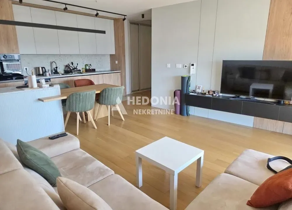 Izdavanje, poslovni prostor, 93m², Novi Beograd Blok 65, Novi Beograd Sve Podlokacije