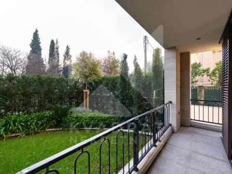 Prodaja, trosoban stan, 137m², Stara Varoš, Podgorica - image 13