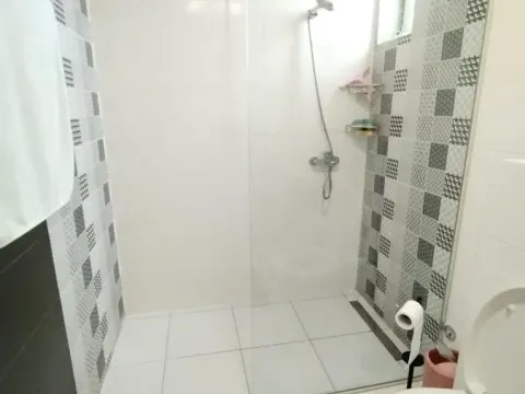 Izdavanje, trosoban stan, 67m², Bulevar patrijarha Pavla, Novi Sad Sve Podlokacije - image 13