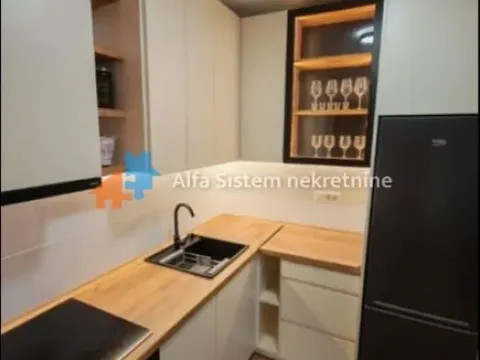 Izdavanje, trosoban stan, 77m², Autokomanda, Voždovac Sve Podlokacije - image 9
