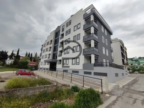 Izdavanje, stan, 33m², Centar, Podgorica - image 1