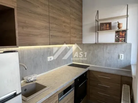 Izdavanje, trosoban stan, 65m², Novo naselje, Novi Sad - image 3