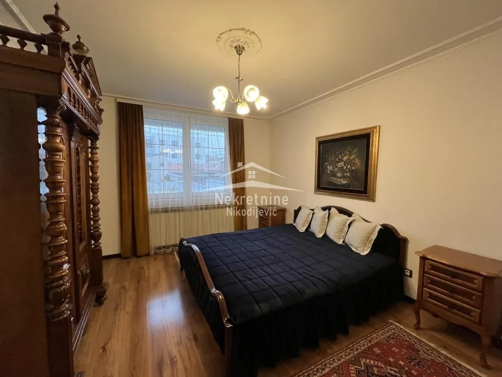 Rent, house, 220m², Savski Venac, Beograd