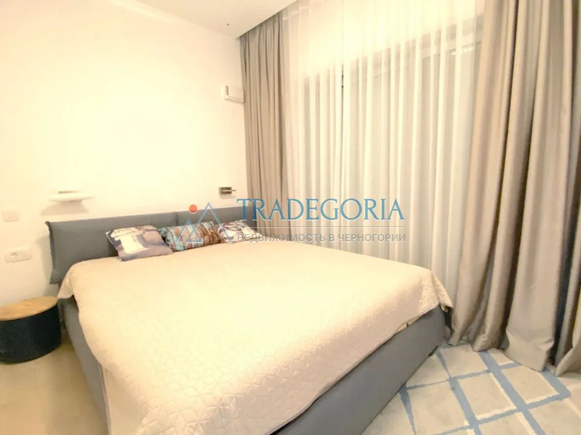 Prodaja, trosoban stan, 200m², Reževići, Budva