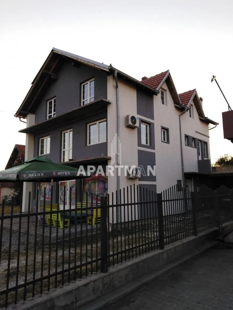 Sale, house, 300m², Centar, Topola