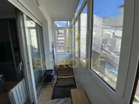 Izdavanje, dvosoban stan, 64m², Neimar, Vračar Sve Podlokacije - image 15