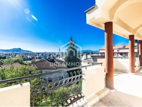 Izdavanje, kuća, 280m², Gorica C, Podgorica - image 9