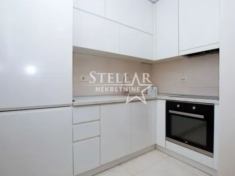 Izdavanje, jednosoban stan, 43m², Centar, Podgorica - image 7