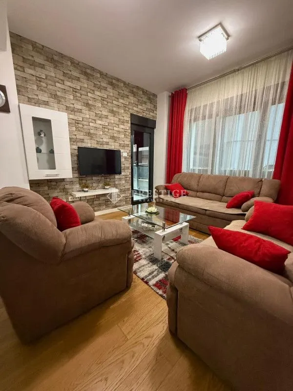 Rent, two bedroom apartment, 78m², Centar, Podgorica