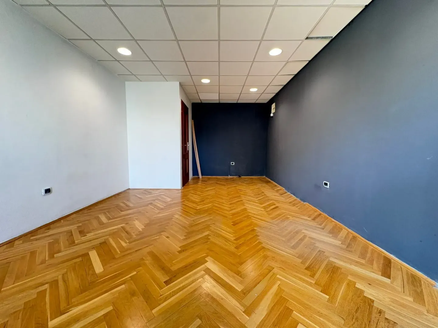 Rent, office space, 30m², Preko Morače, Podgorica