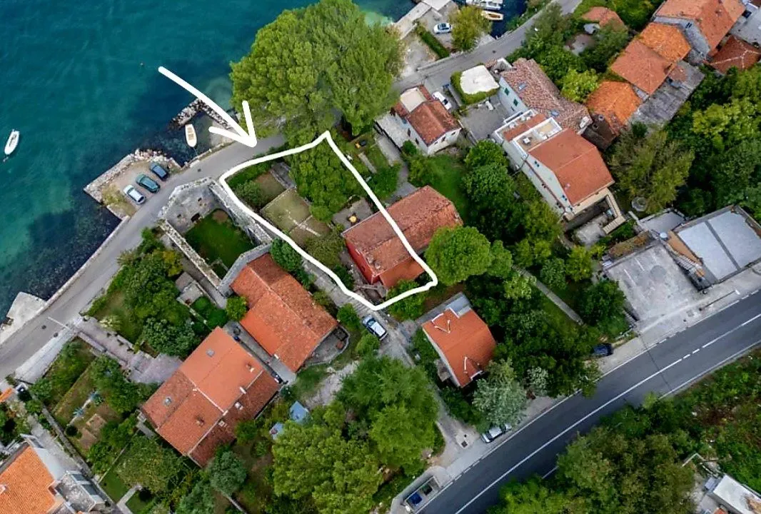 Sale, house, 180m², Dobrota, Kotor