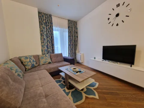 Prodaja, jednosoban stan, 67m², Budva, Crna Gora