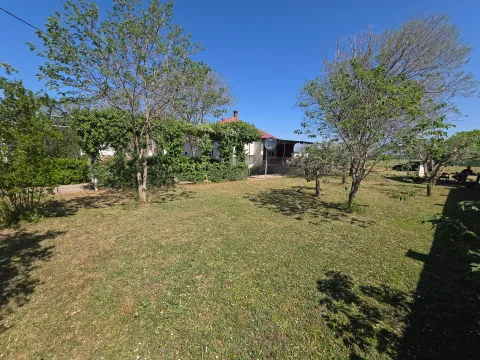 Prodaja, kuća, 175m², Kuće Rakića, Podgorica - image 3