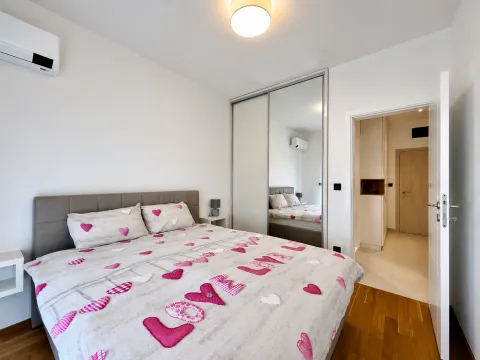 Rent, one bedroom apartment, 44m², Gorica C, Podgorica - image 9
