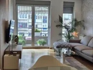 Izdavanje, dvosoban stan, 54m², Vračar Sve Podlokacije, Beograd - image 1