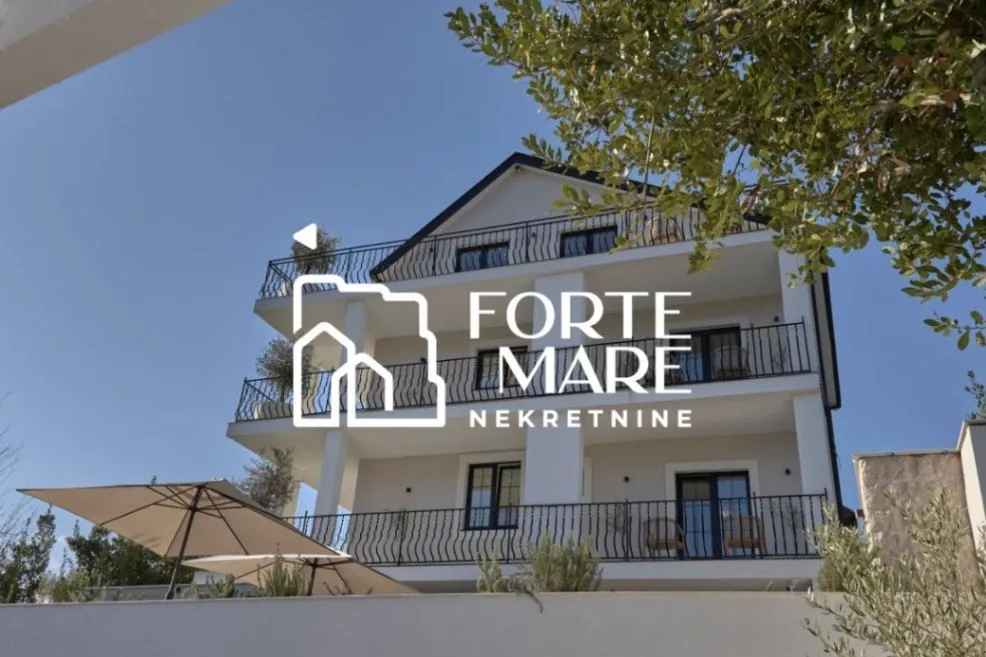 Prodaja, kuća, 424m², Tivat, Crna Gora