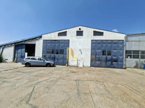 Izdavanje, poslovni prostor, 300m², Bulevar Evrope, Novi Sad Sve Podlokacije - image 3