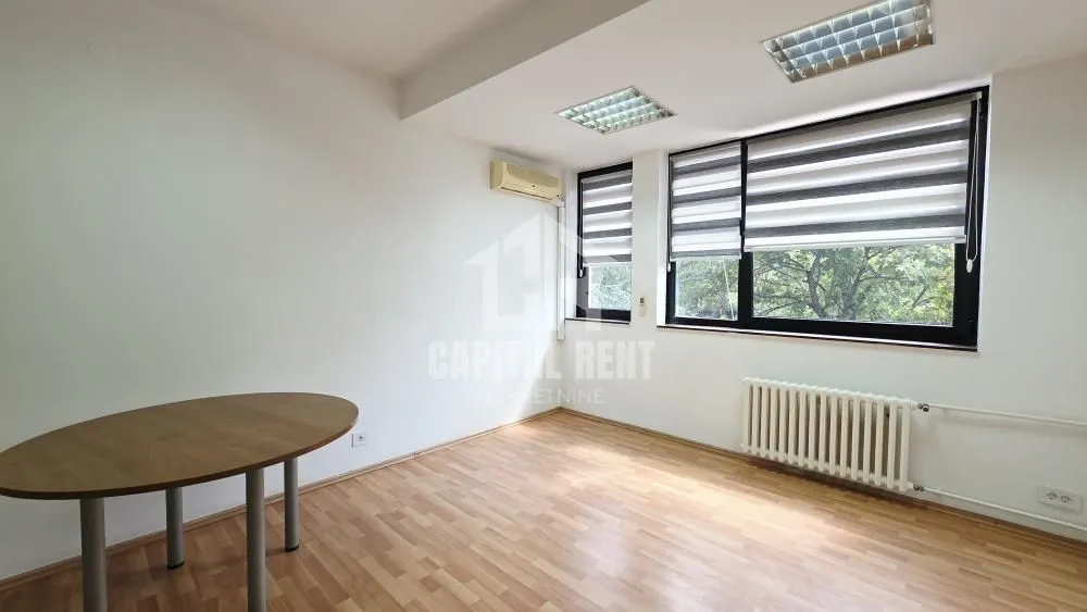 Rent, office space, 45m², Savski Venac, Beograd