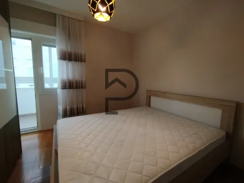 Izdavanje, stan, 73m², Stari Aerodrom, Podgorica - image 11