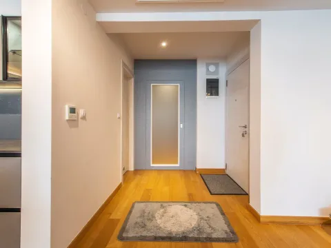 Sale, three bedroom apartment, 171m², Rafailovići, Budva - image 12