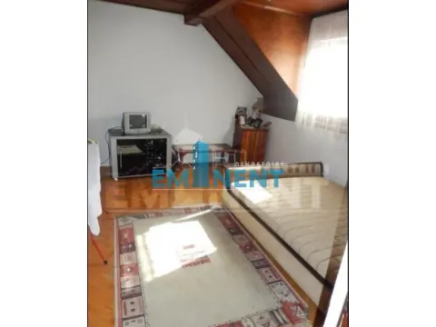 Sale, four bedroom apartment, 119m², Zemun Centar, Zemun Sve Podlokacije - image 7