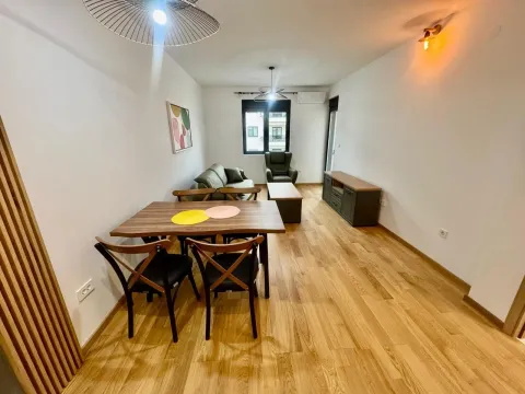 Rent, one bedroom apartment, 47m², City Kvart, Podgorica - image 2