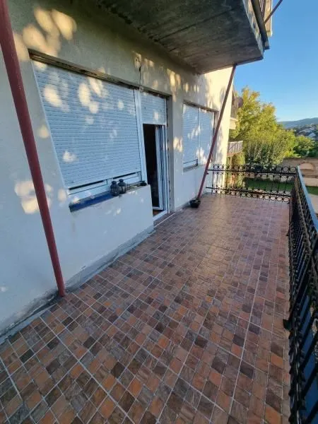 Izdavanje, kuća, 160m², Sremska Kamenica, Petrovaradin