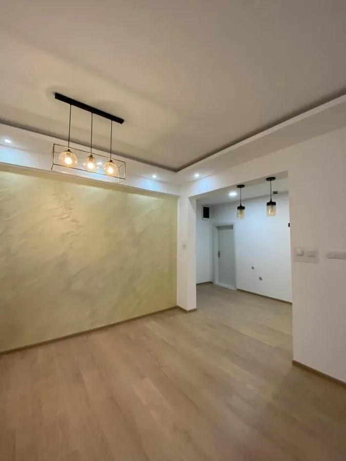 Prodaja, trosoban stan, 64m², Kikinda, Srbija