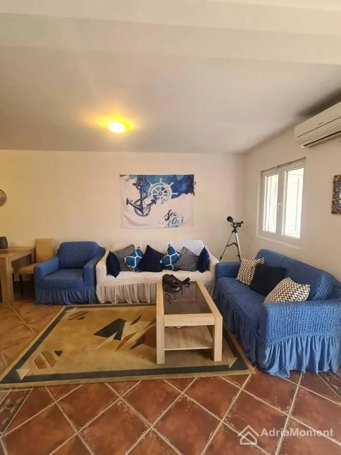 Prodaja, dvosoban stan, 56m², Prčanj, Kotor
