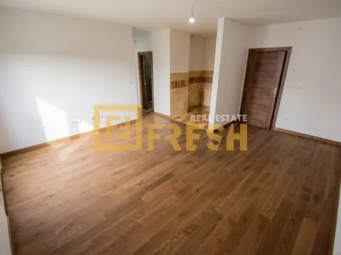 Rent, office space, 56m², City Kvart, Podgorica - image 9