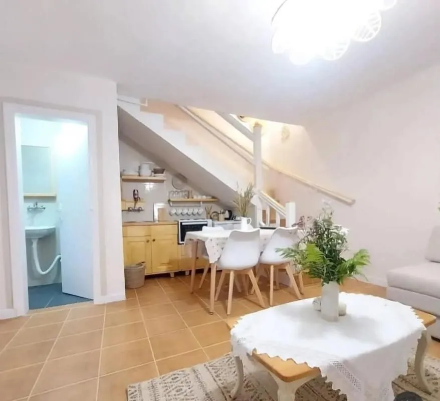 Prodaja, ugostiteljski objekat, 420m², Cetinje, Crna Gora