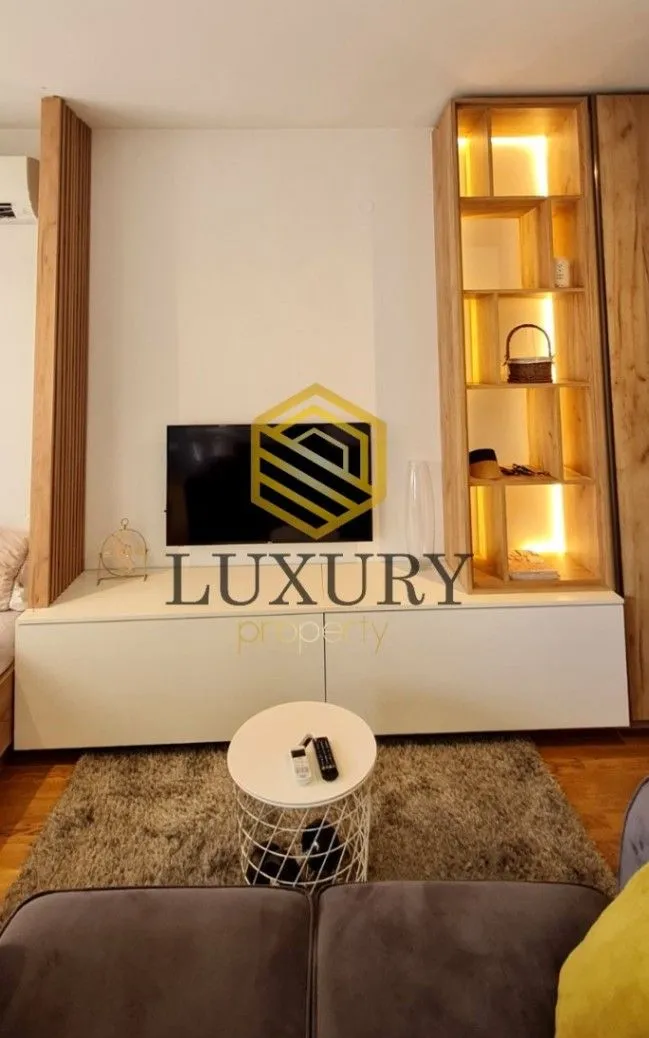 Rent, studio apartment, 33m², City Kvart, Podgorica