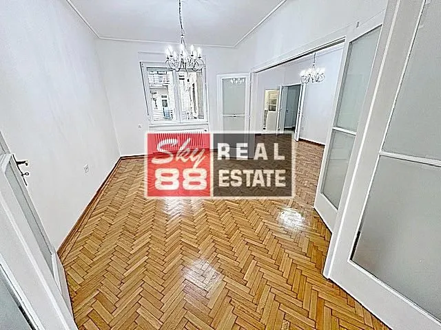 Rent, four bedroom apartment, 136m², Stari Grad, Beograd