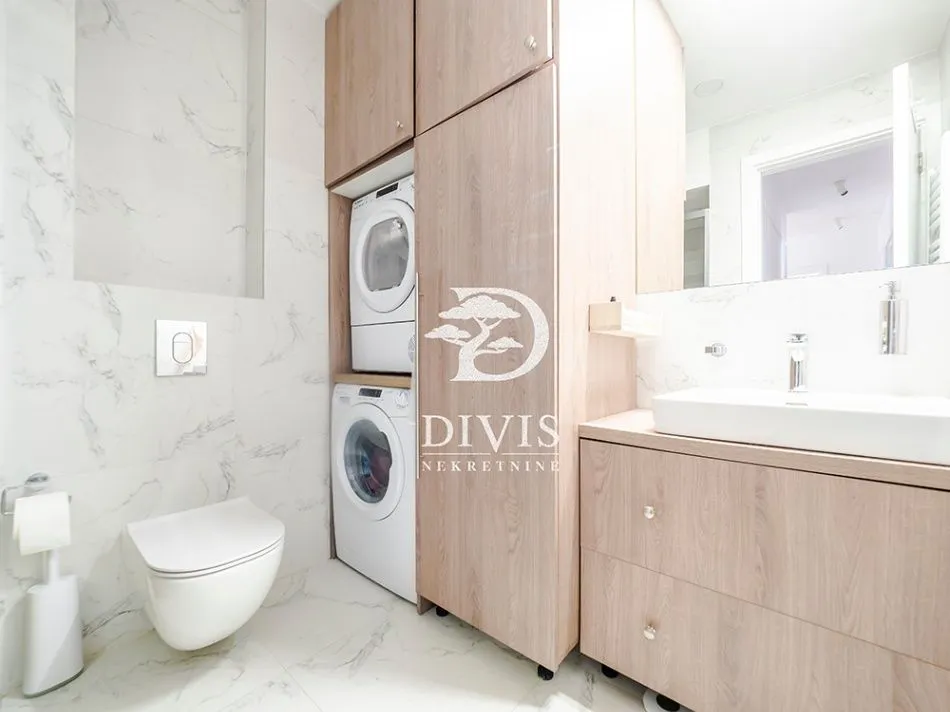 Sale, four bedroom apartment, 119m², Južni Bulevar, Vračar Sve Podlokacije