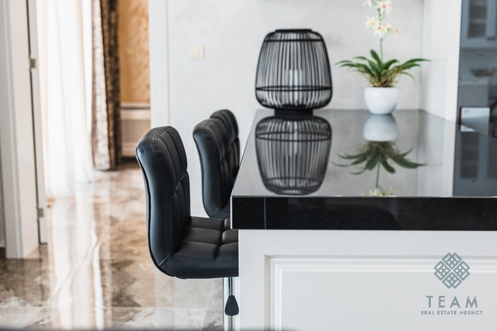 Sale, three bedroom apartment, 476m², Pinješ, Ulcinj