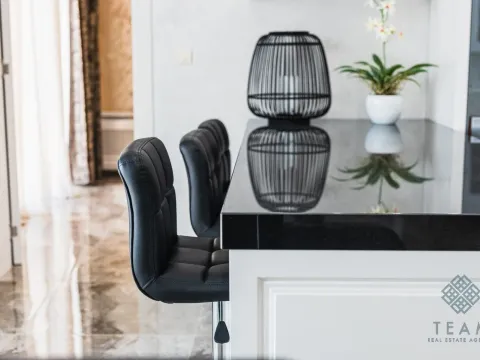 Prodaja, trosoban stan, 476m², Pinješ, Ulcinj - image 9