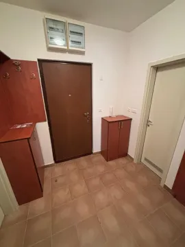 Izdavanje, trosoban stan, 68m², Preko Morače, Podgorica - image 6